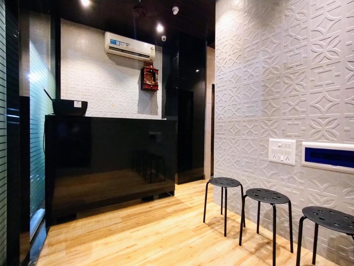 Hotel Eros - Near Airport T2 مومباي المظهر الخارجي الصورة